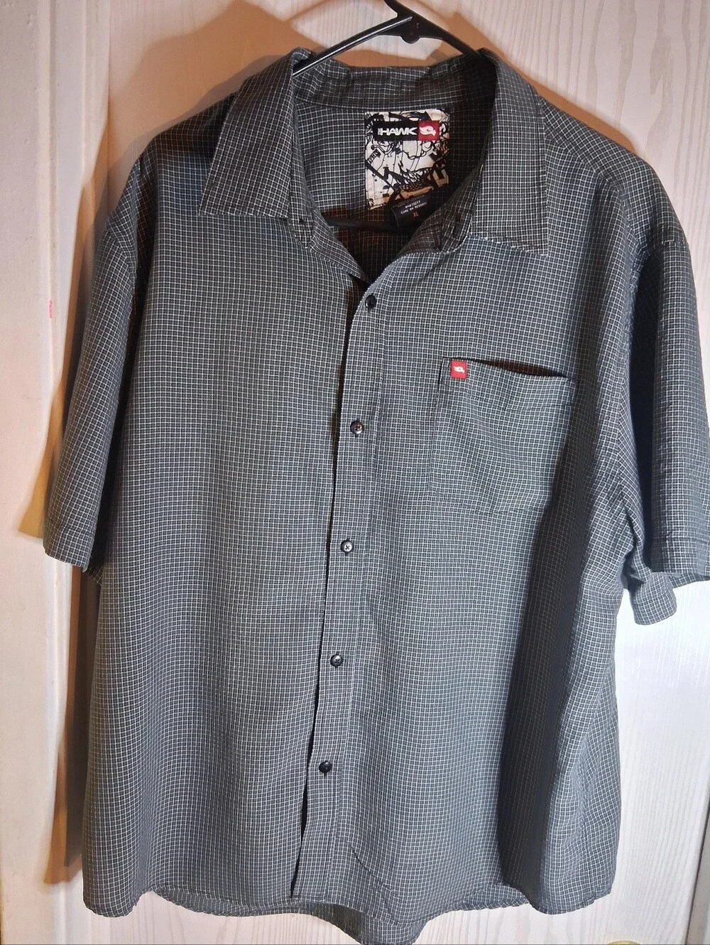 Tony Hawk Men's Short-Sleeve Button-Down Shirt in Gray Check